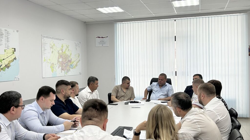 В Краснодаре напомнили о недопустимости использования самокатов в 100-метровой зоне от школ