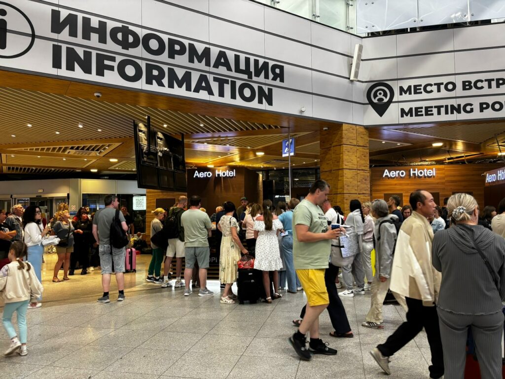 Утром 7 июля закрыли аэропорты Сочи и Краснодара