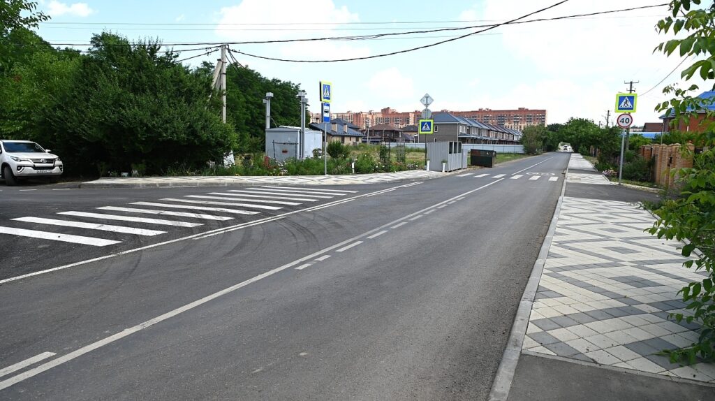 Ремонт улицы Богатырской завершили в Краснодаре