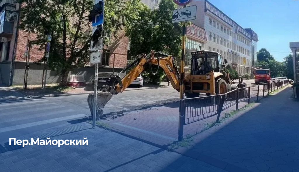 Последние участки дорожного плана 2026 года ремонтируют в Краснодаре