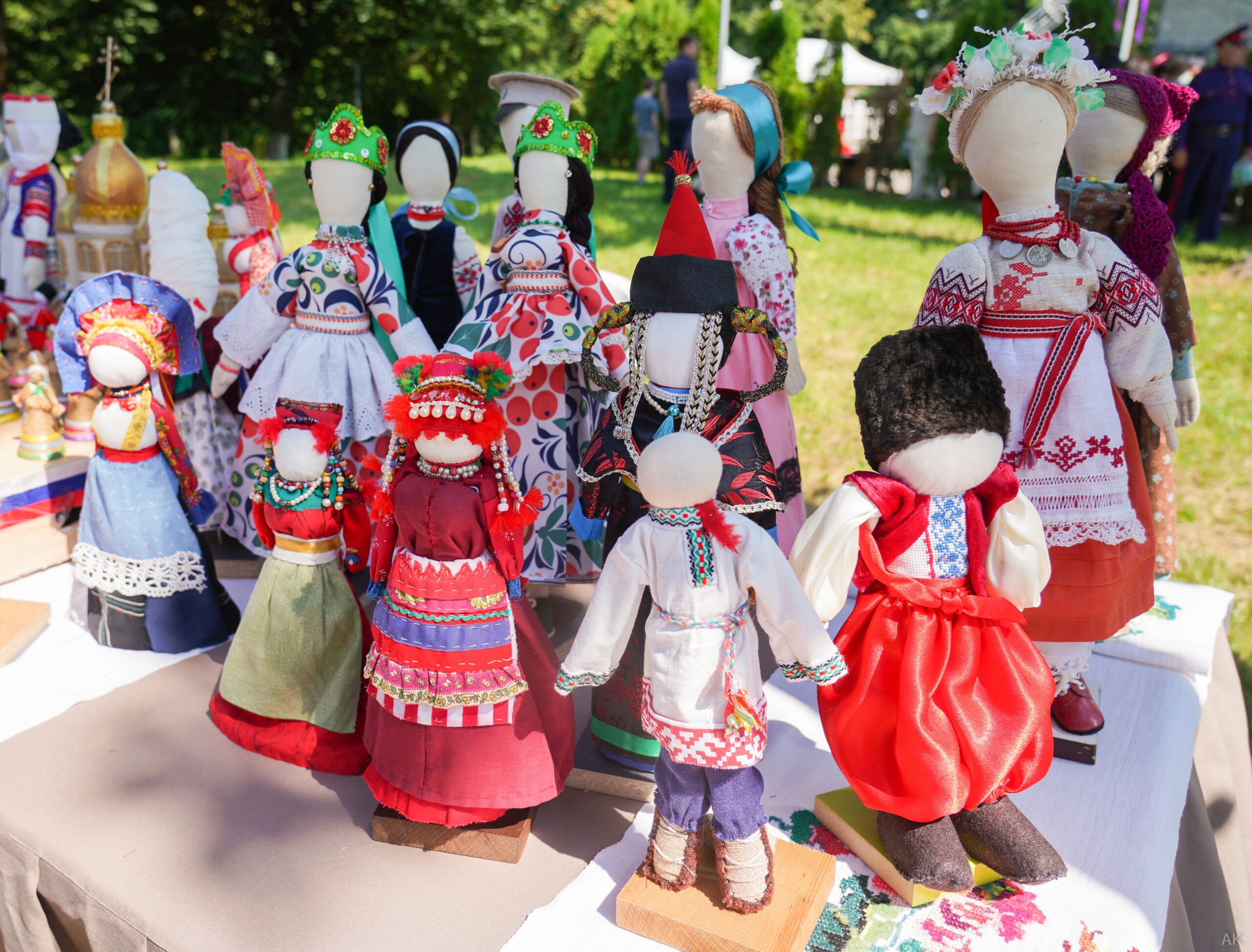 Изображение к статье: Прикоснуться к истории: 35-й Межрегиональный фестиваль казачьей культуры прошел в Каменномостском