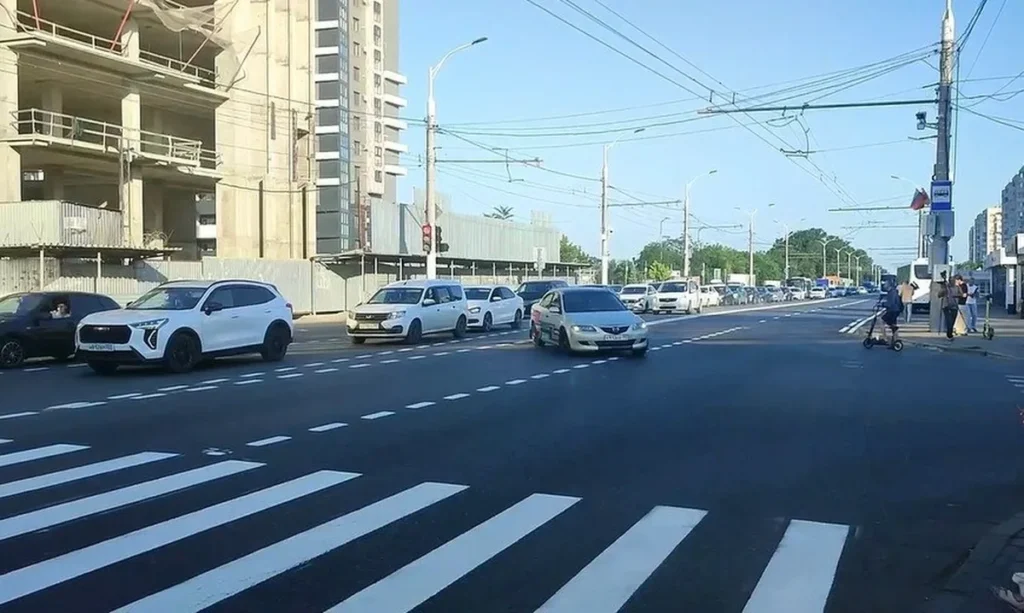 В Краснодаре оптимизировано движение на перекрёстке Красных Партизан и Азовской