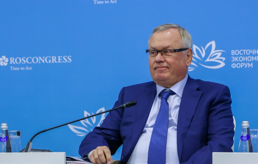 Глава ВТБ Андрей Костин спрогнозировал, почему ключевая ставка больше повышаться не будет