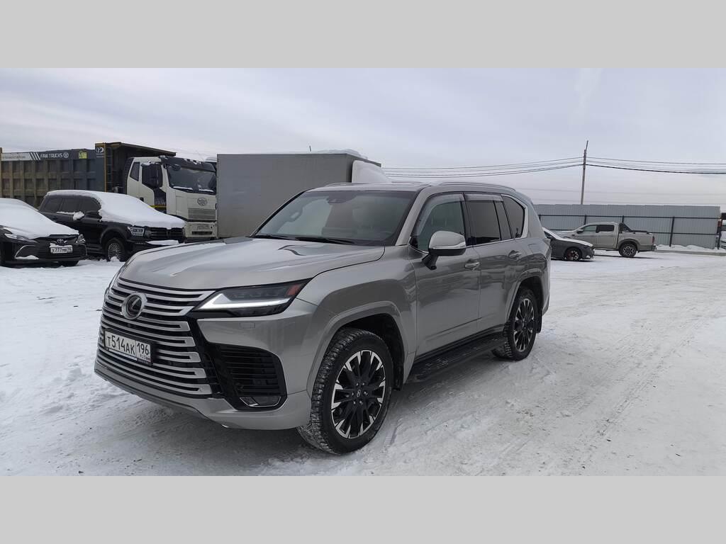LEXUS LX600