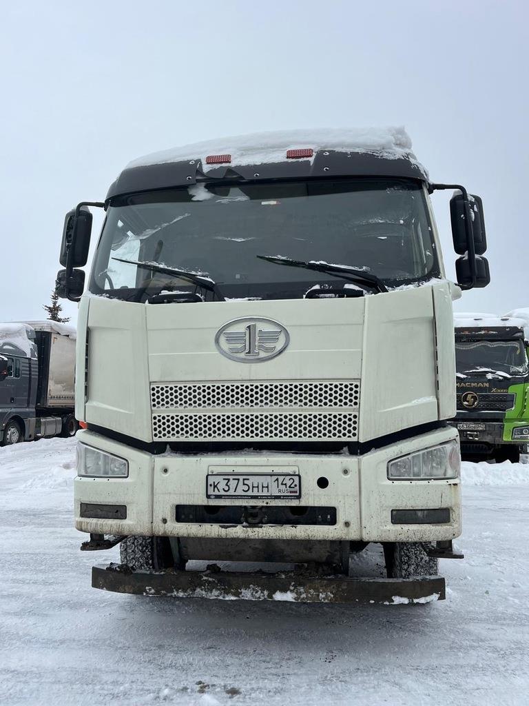 FAW J6