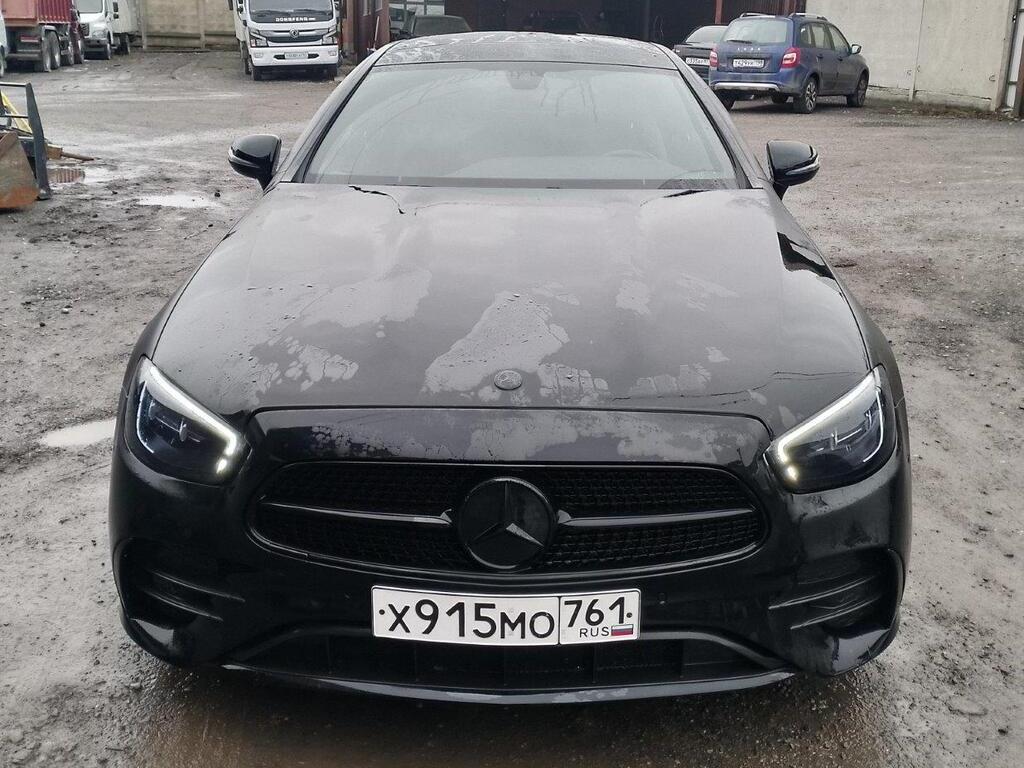 MERCEDES-BENZ E-Class