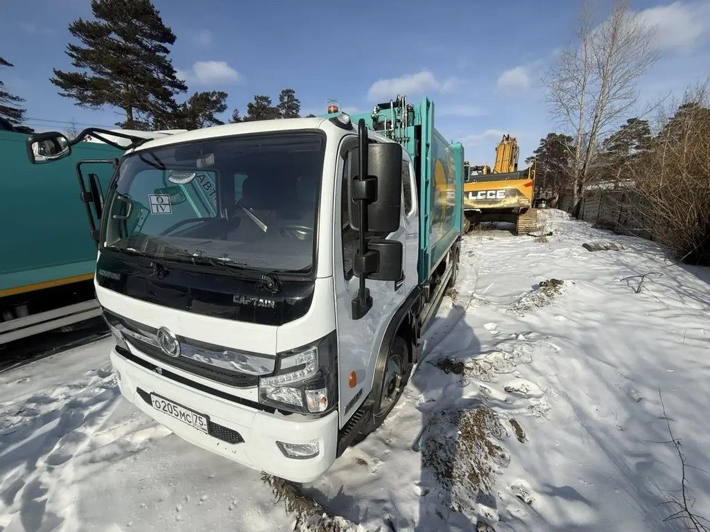 DONGFENG CAPTAIN C120