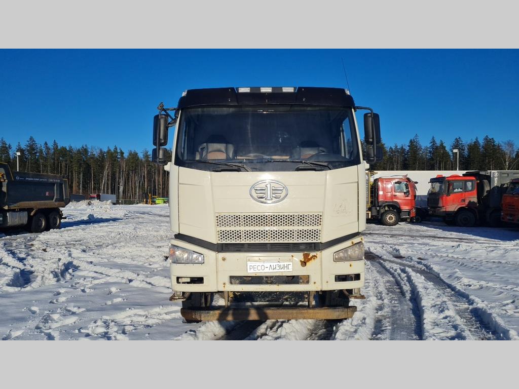 FAW J6
