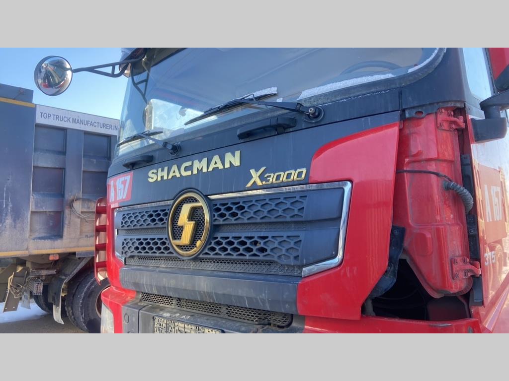 SX33186T366; специализированный, автомобиль - самосвал