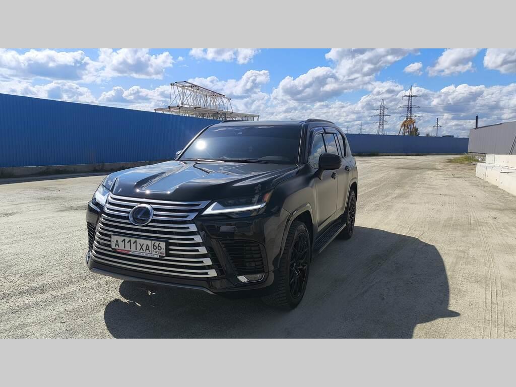 Lexus LX500d