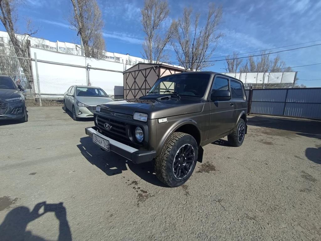 LADA 4 x 4