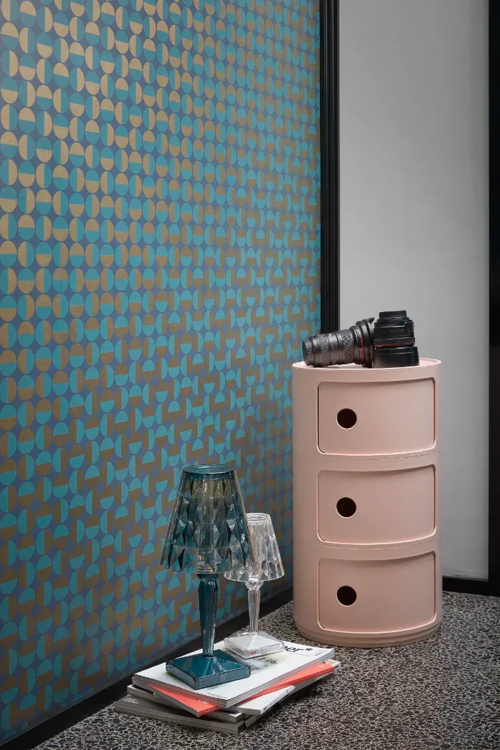 Kartell Battery — модель в интерьере — изображение 7