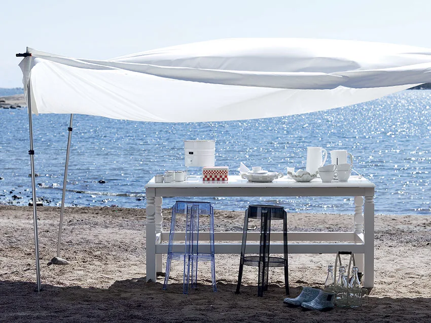 Kartell Charles Ghost — модель в интерьере — изображение 3