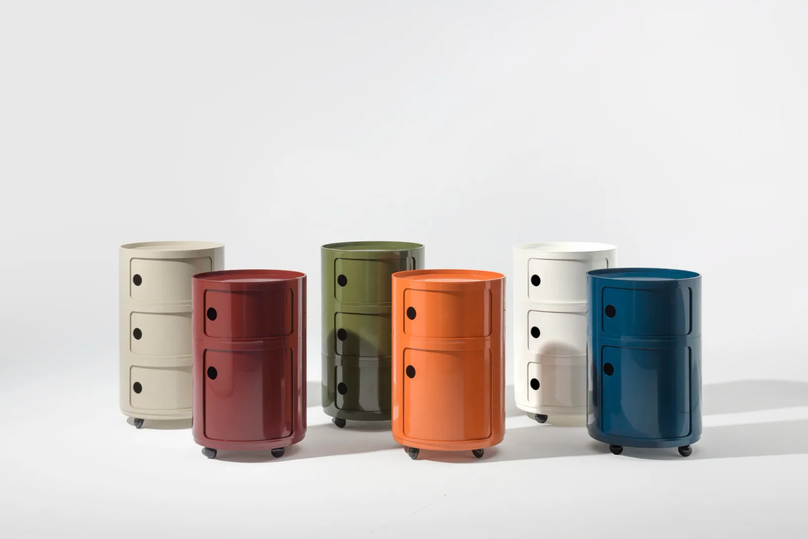 Kartell Componibili — модель в интерьере — изображение 6