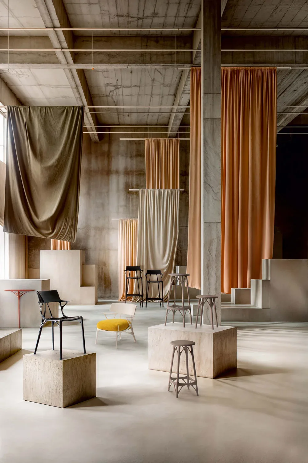 Kartell A.I. Stool Light — модель в интерьере — изображение 5