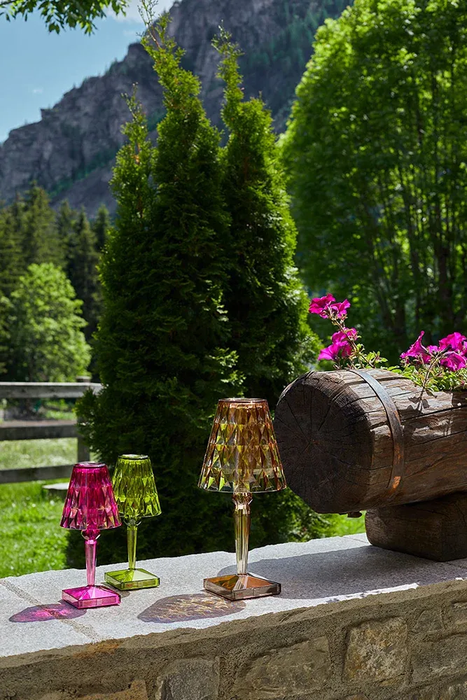 Kartell Battery — модель в интерьере — изображение 4