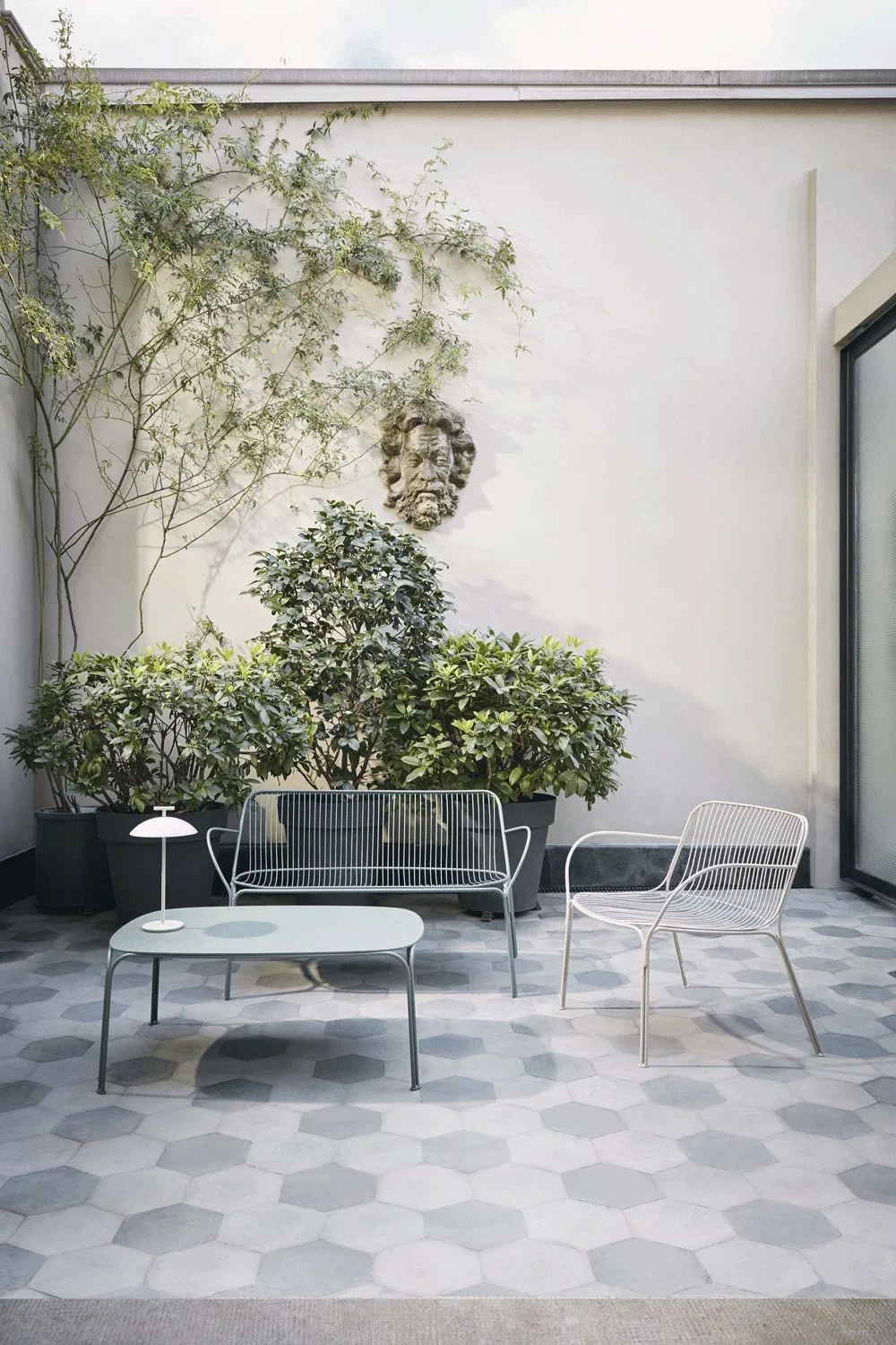 Kartell Hiray — модель в интерьере — изображение 1