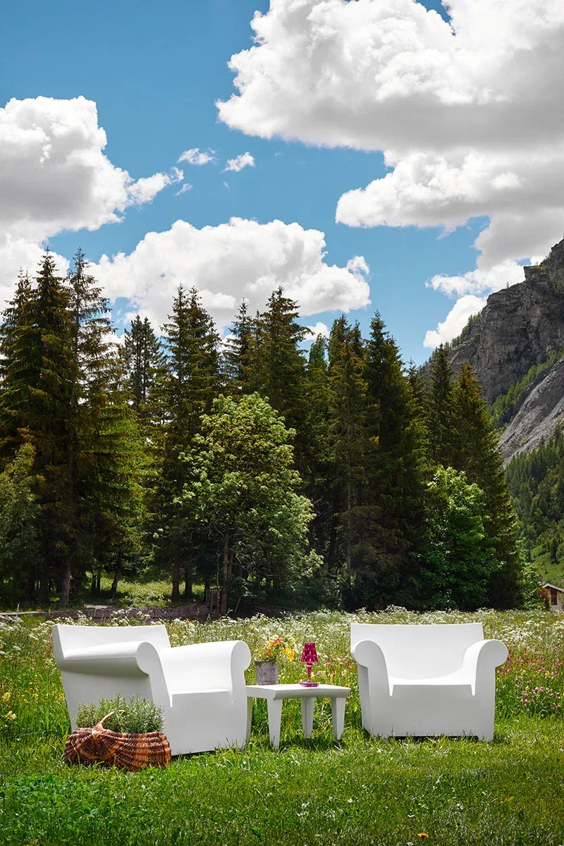 Kartell Bubble Club — модель в интерьере — изображение 10