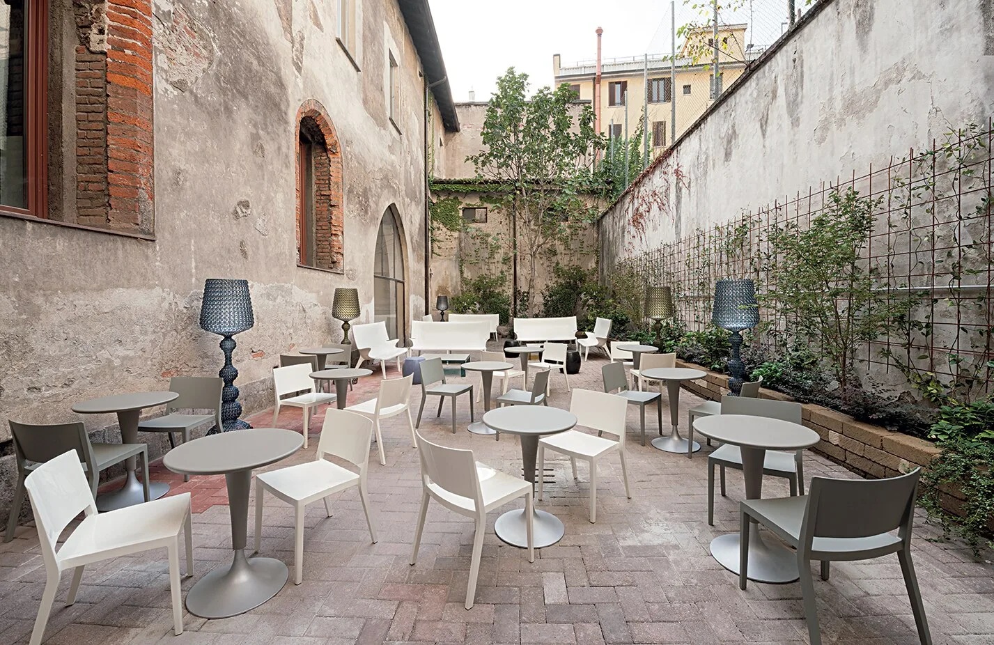 Kartell Lizz — модель в интерьере — изображение 3