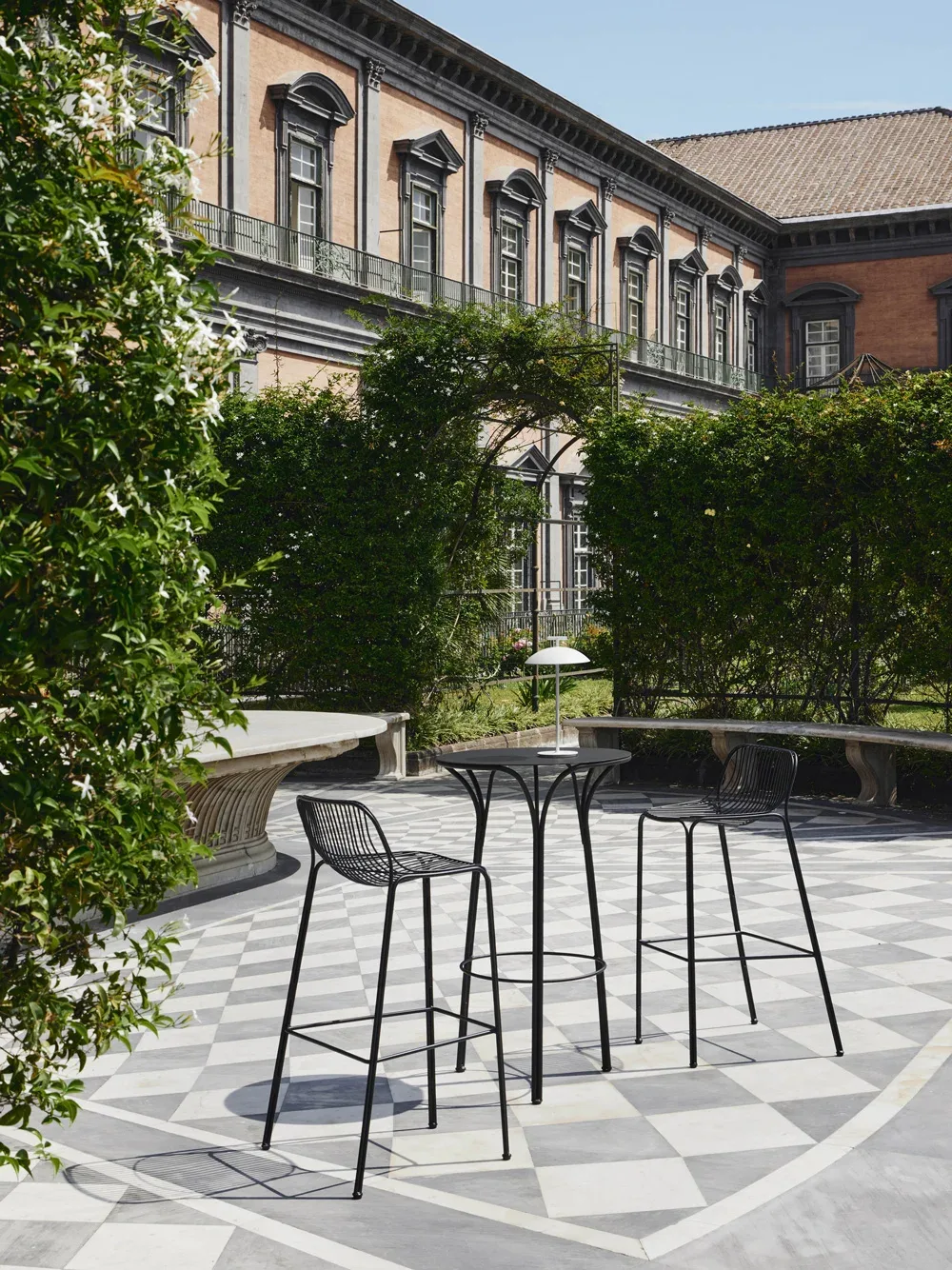 Kartell Hiray — модель в интерьере — изображение 1