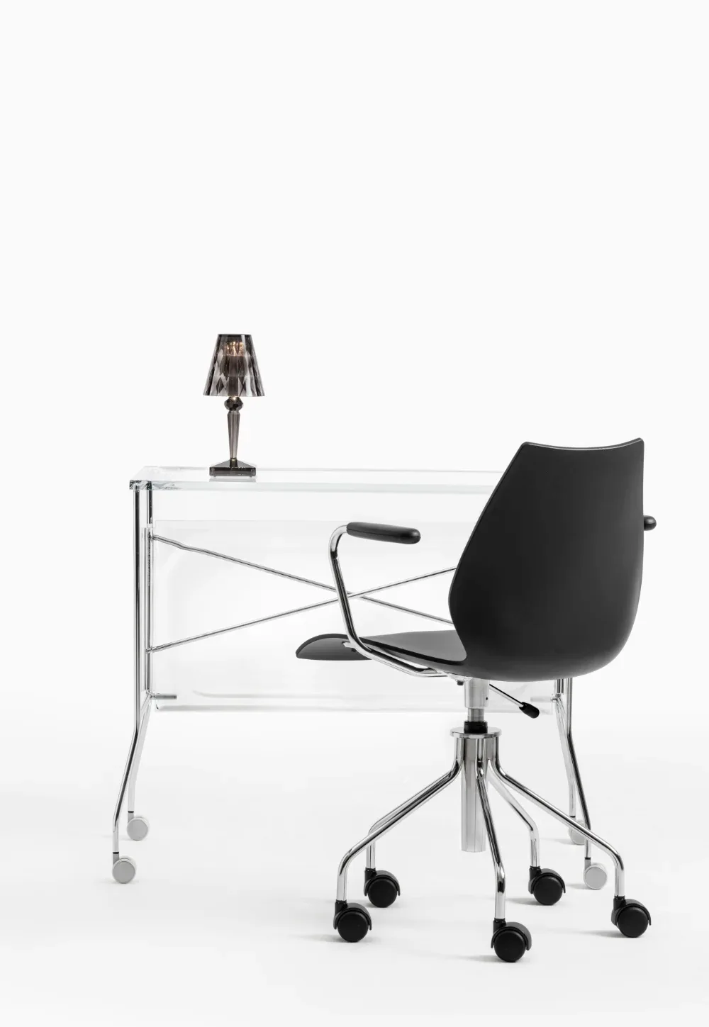 Kartell Maui — модель в интерьере — изображение 1