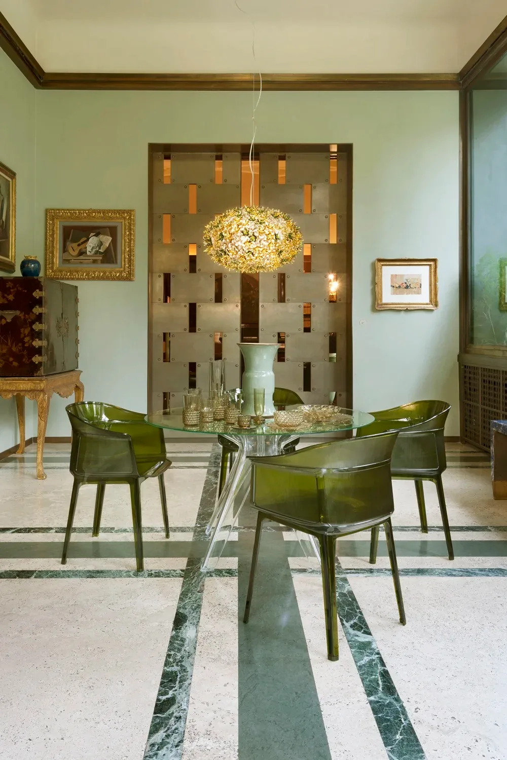 Kartell Bloom — модель в интерьере — изображение 1