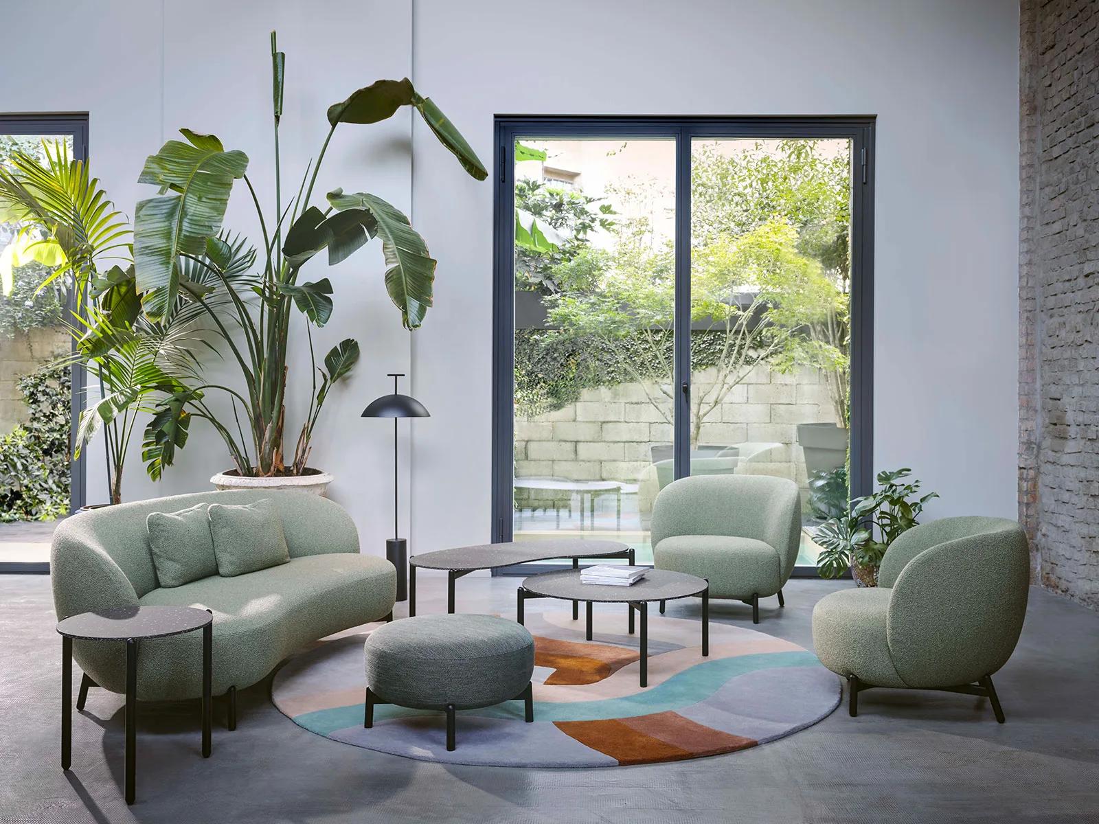 Kartell Undique — модель в интерьере — изображение 1