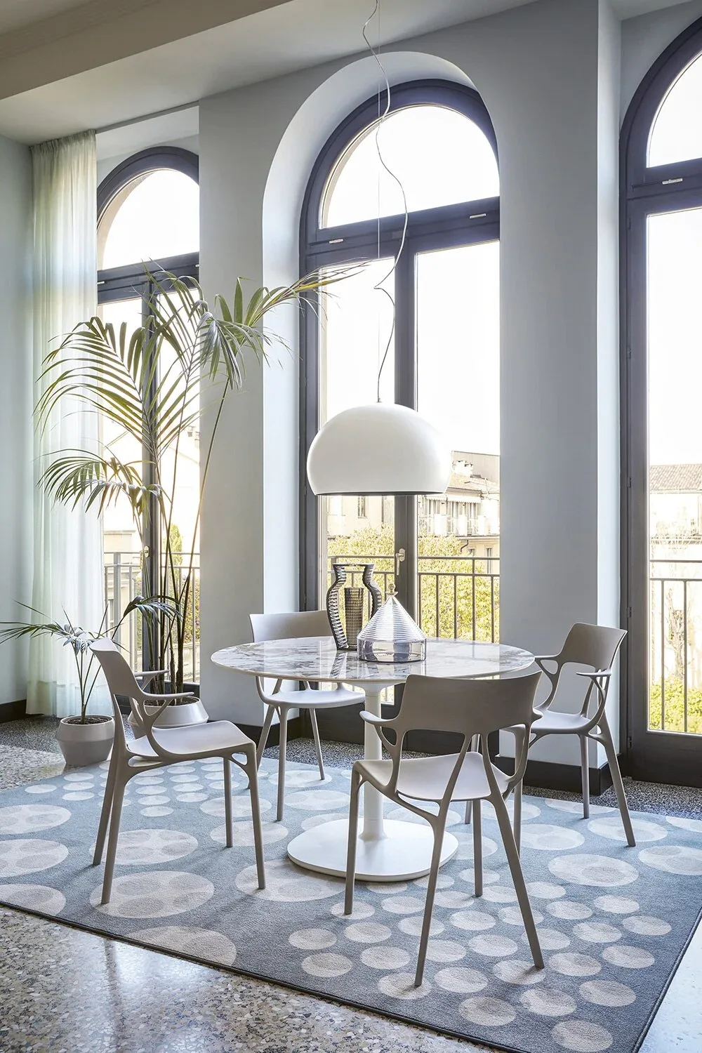 Kartell A.I. — модель в интерьере — изображение 8