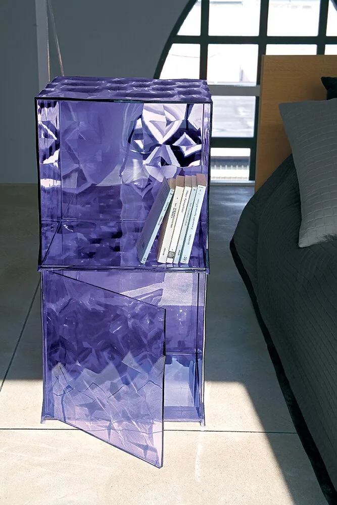 Kartell Optic — модель в интерьере — изображение 2