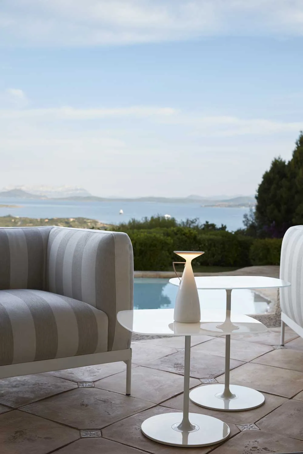 Kartell Camomille — модель в интерьере — изображение 2
