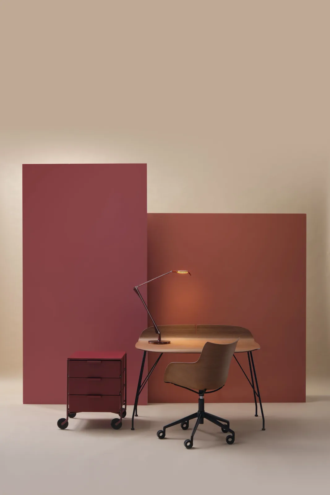 Kartell Mobil — модель в интерьере — изображение 9