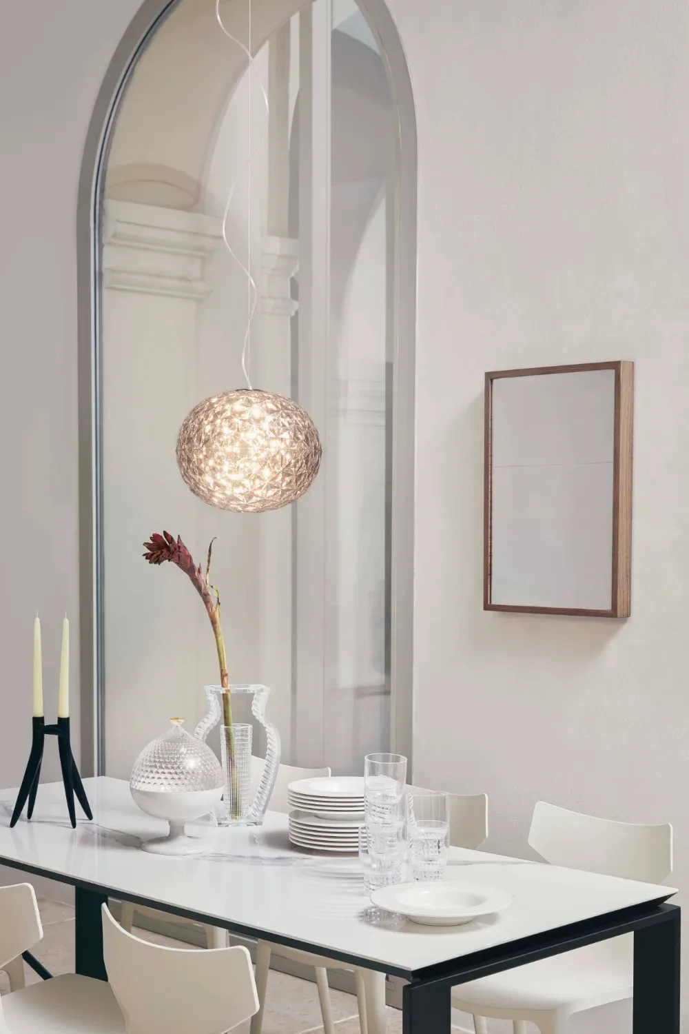 Kartell Planet — модель в интерьере — изображение 2