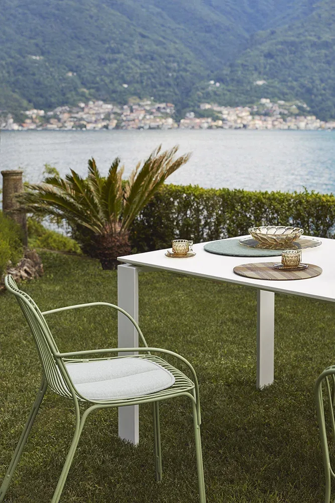 Kartell Hiray — модель в интерьере — изображение 28