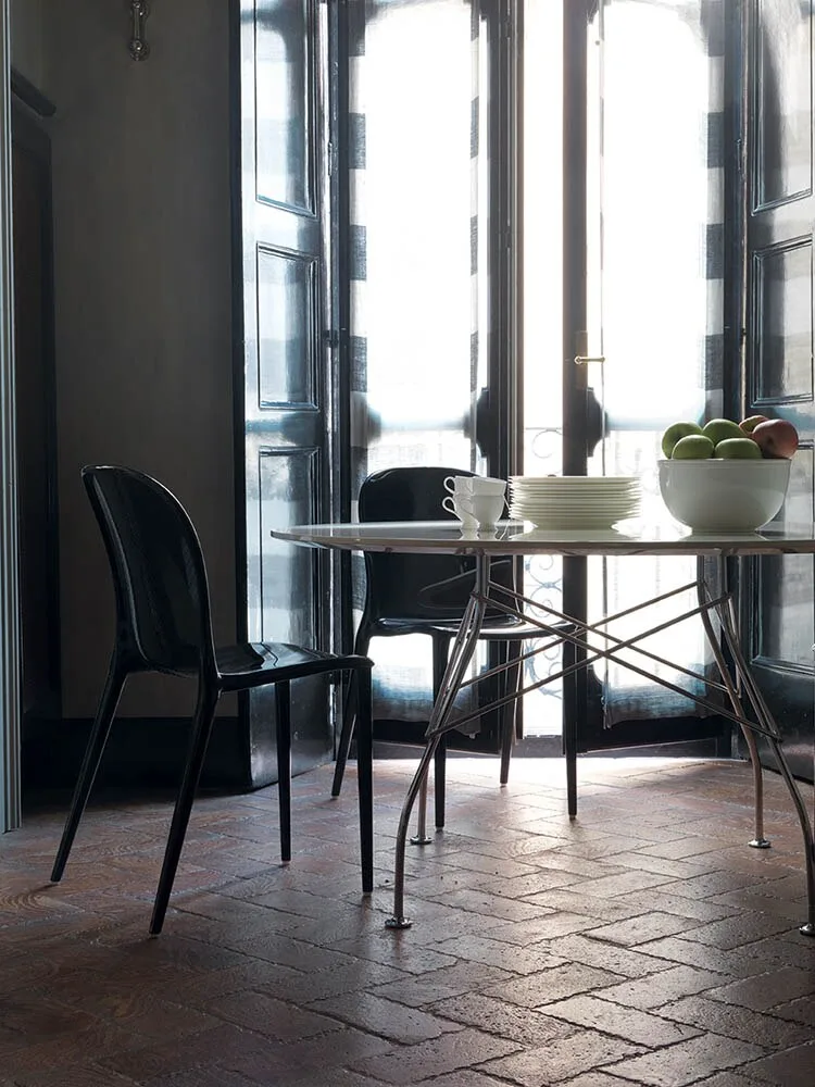 Kartell Glossy — модель в интерьере — изображение 2
