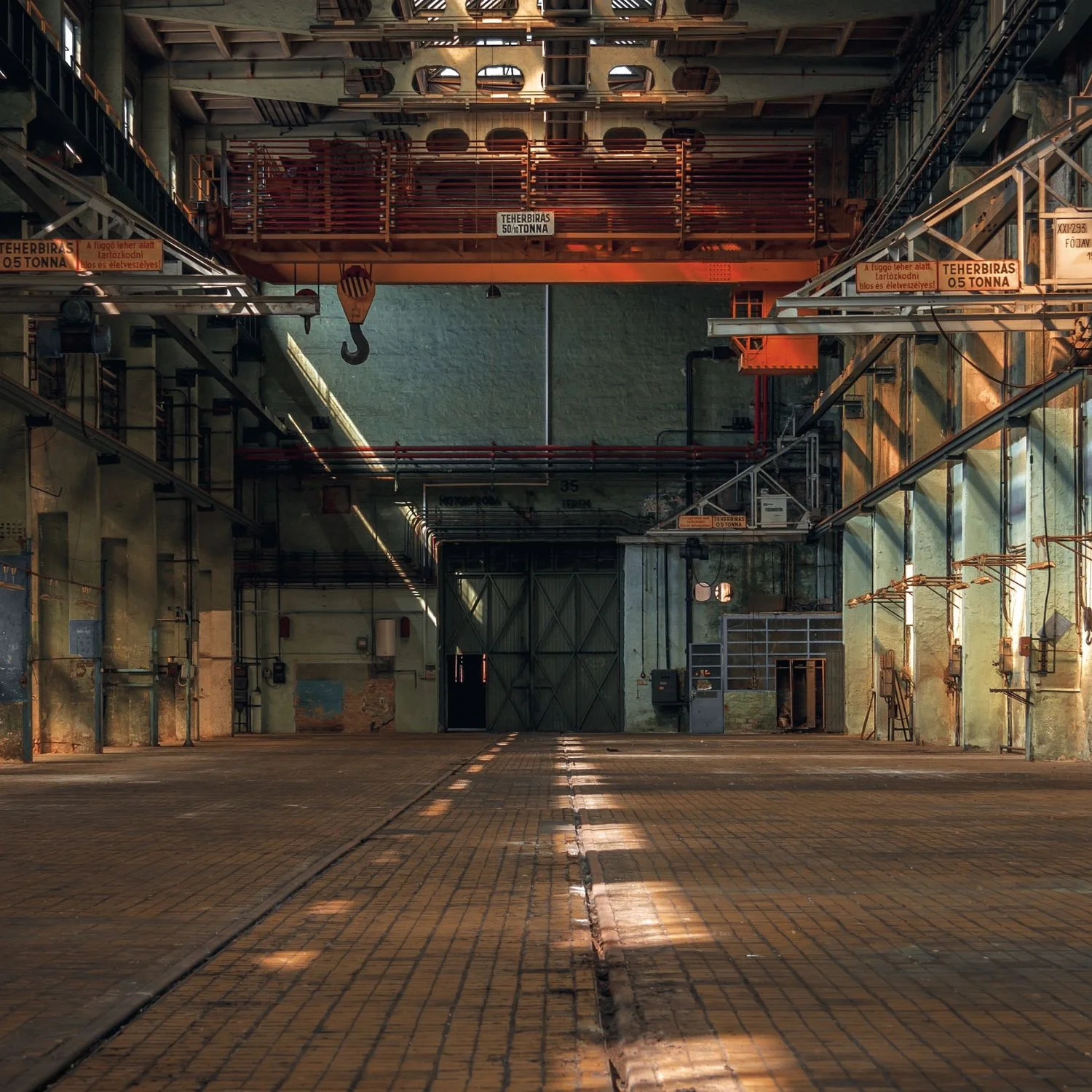 LOST IN THE FACTORY Casadeco, BEAUTY FULL IMAGE
