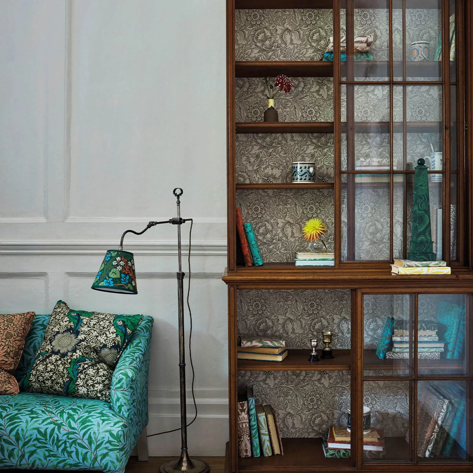 Morris & Co. Queen Square Wallpapers — изображение 19