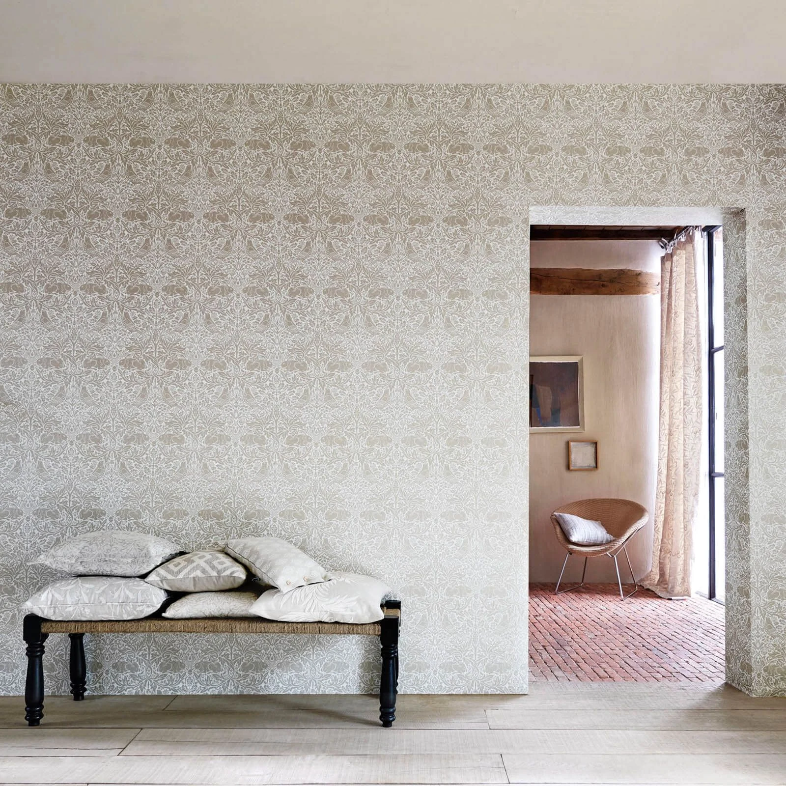 Morris & Co. Pure Morris North Wallpapers — изображение 13