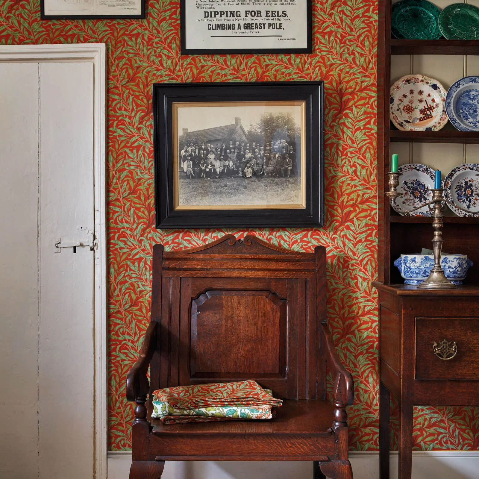 Morris & Co. Queen Square Wallpapers — изображение 22