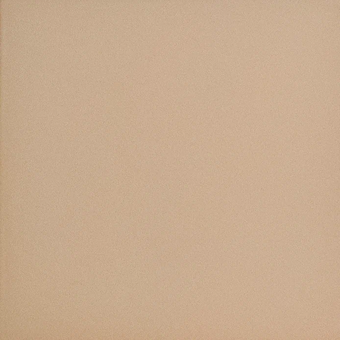 Beige Bardelli, Play