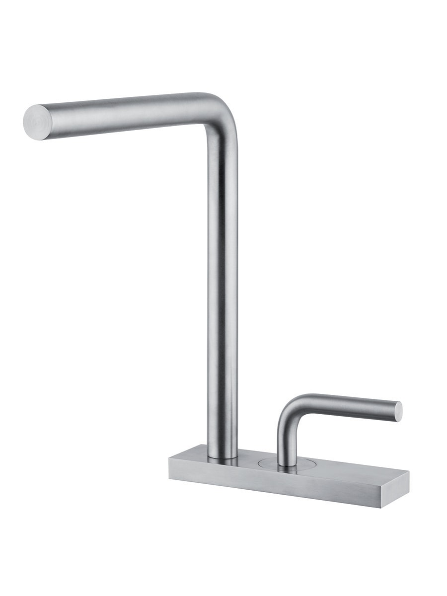 14 02 Quadro Design, Levo