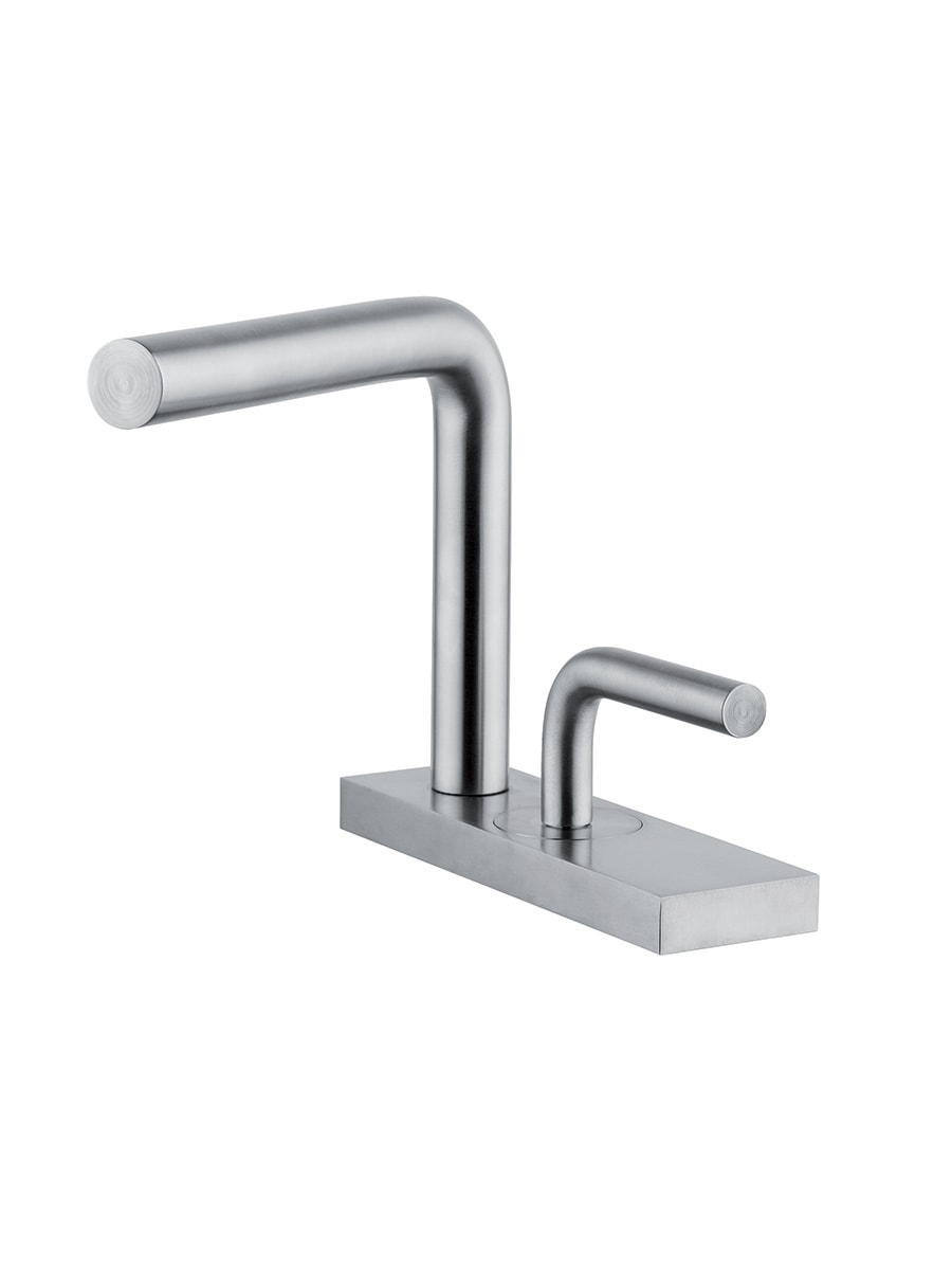 14 01 Quadro Design, Levo
