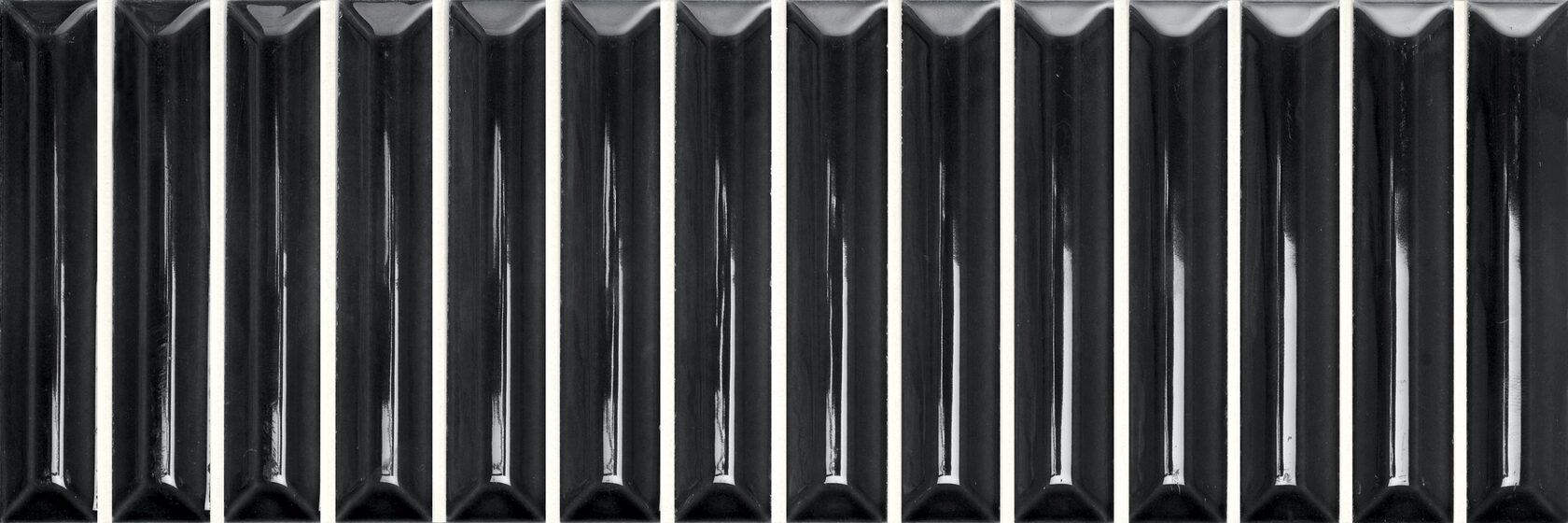 Nero Tonalite, Hashi