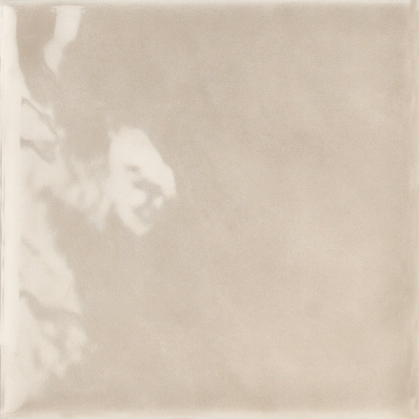Nocciola Tonalite, Fluid