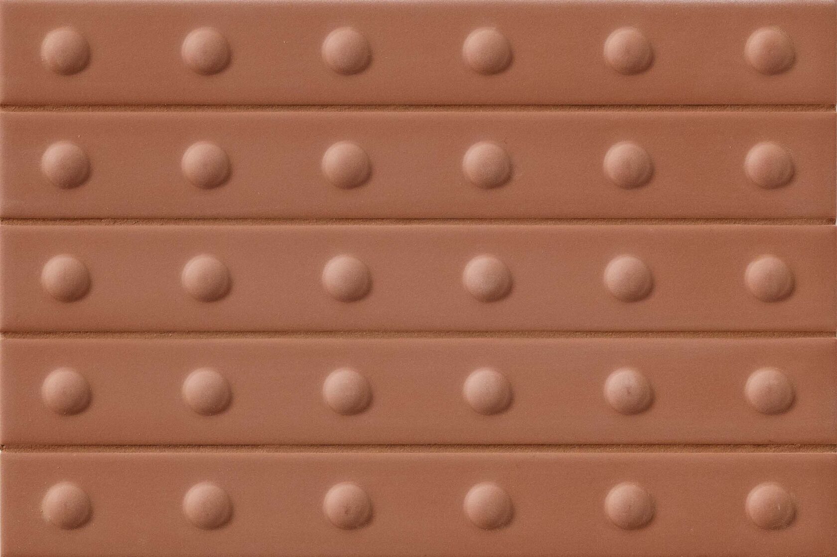 Up Matt Red Mutina, Punto