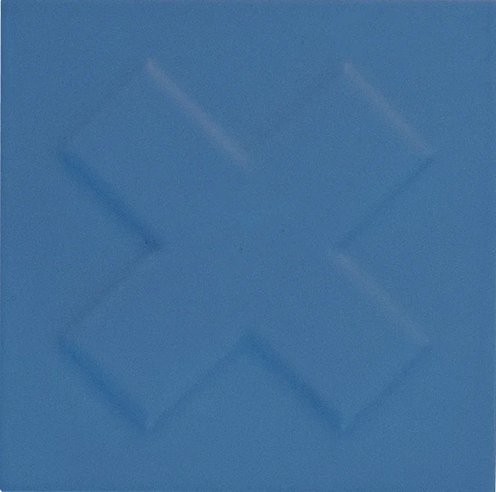 Blu Bardelli, Play