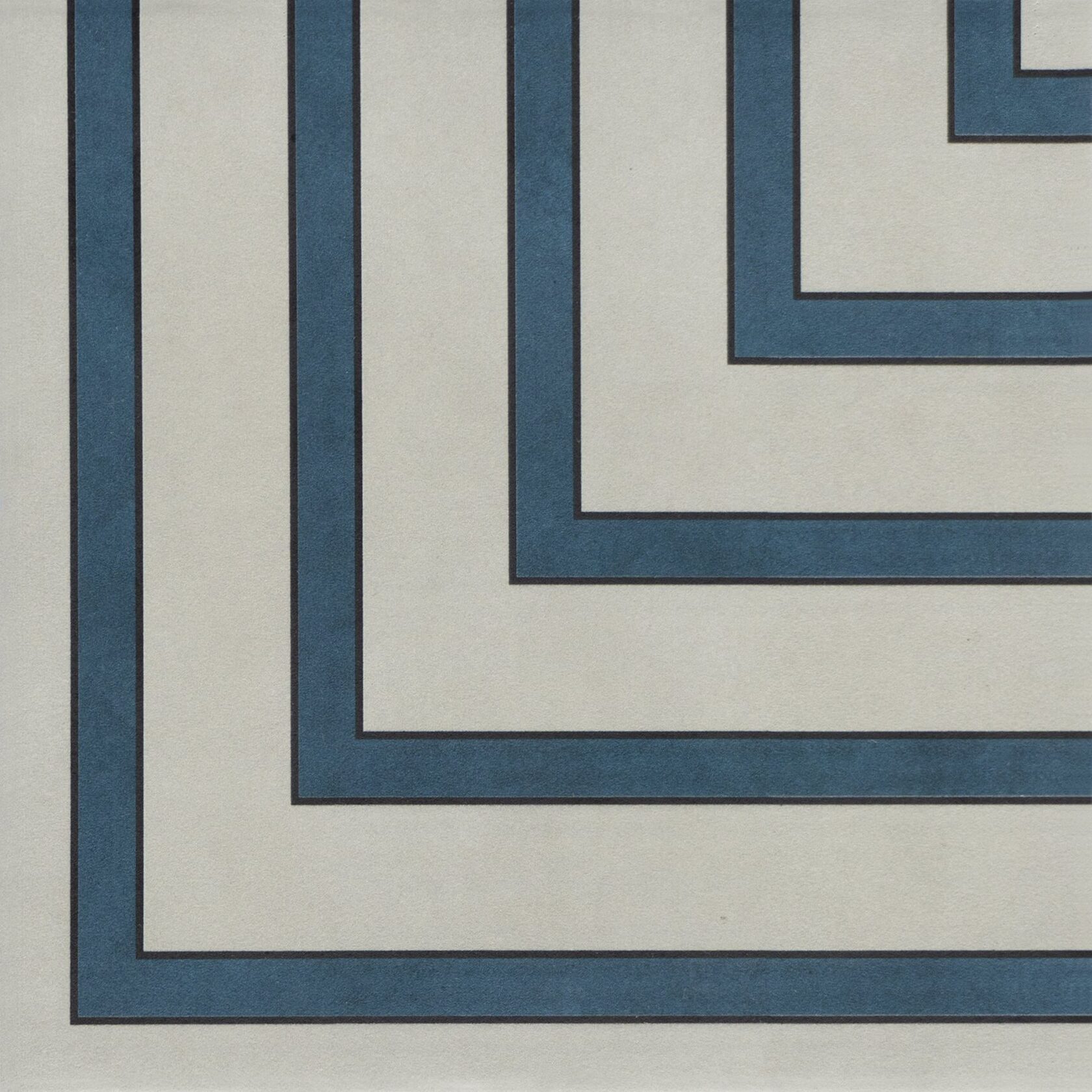 Blu Tonalite, Labyrinth