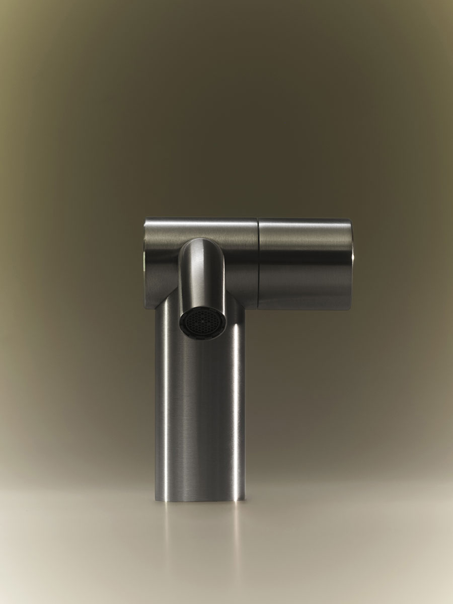 24 01 Quadro Design, HUM