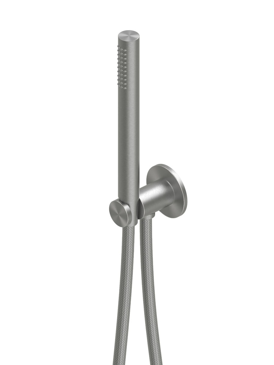 13 66 Quadro Design, Levo