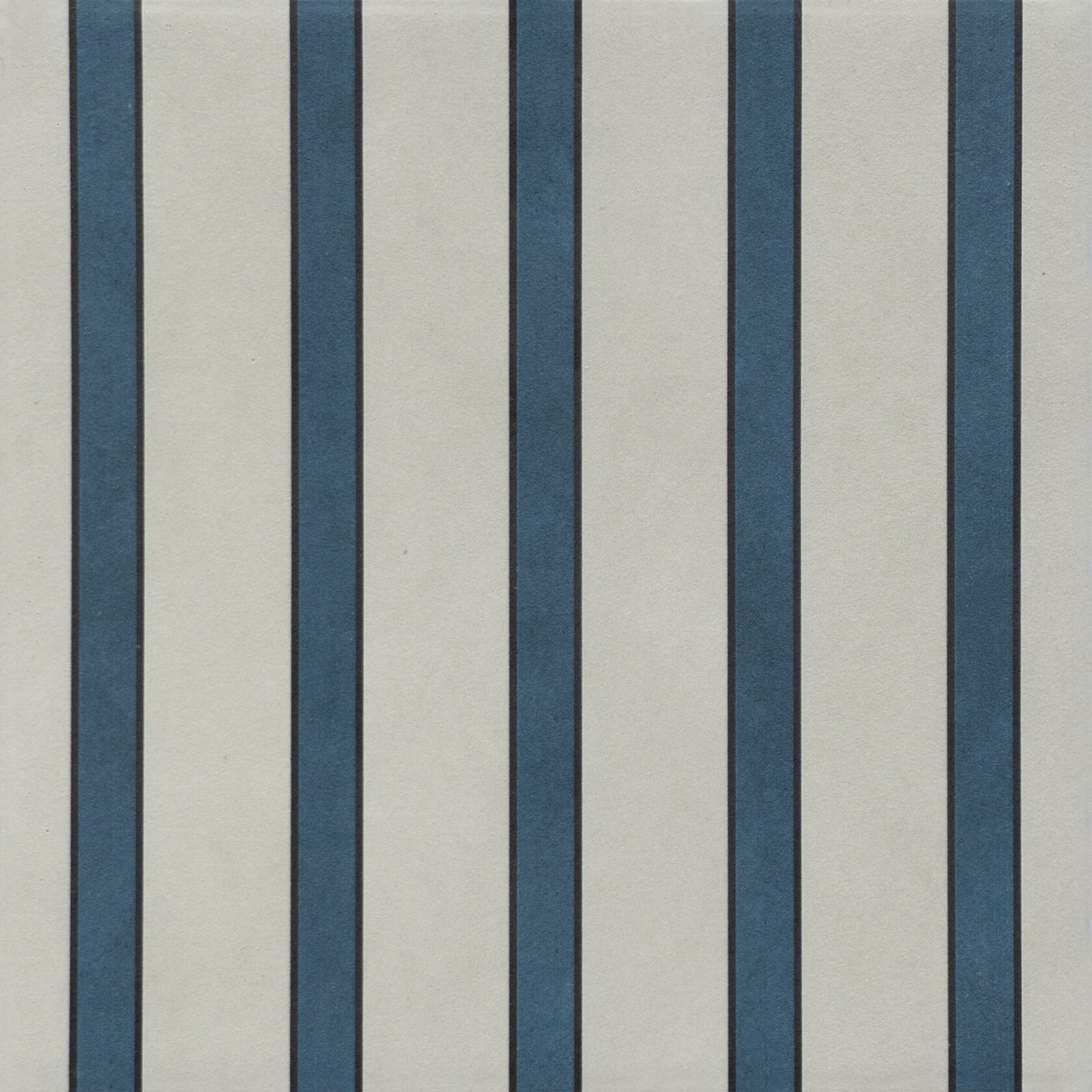 Blu Tonalite, Labyrinth