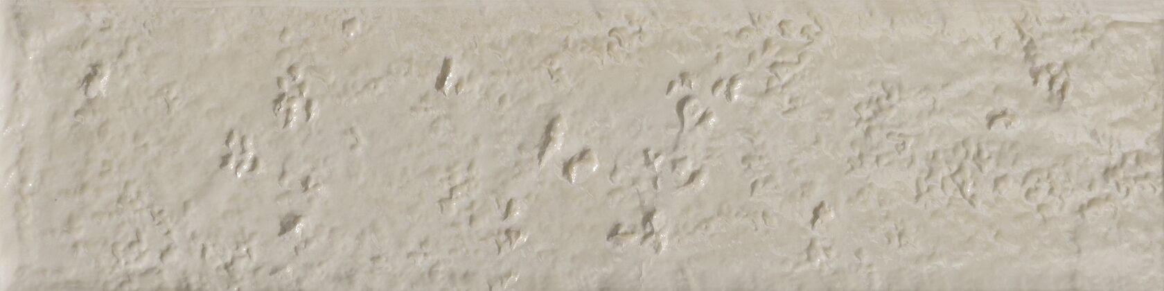 Avorio Tonalite, Gamma